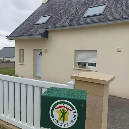 D'une Pointe A L'autre, Maison Avec Vue Sur Mer, A 400 Metres De La De Pentrez *