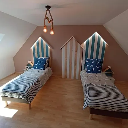 Villa D'une Pointe A L'autre, Maison Avec Vue Sur Mer, A 400 Metres De La De Pentrez *